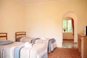 Tsentr otdyha Goodlake Tourist base, Chong-Sary-Oy