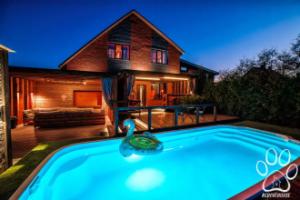 Usadba Ryzhiy Kot Cottage