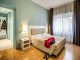Standard Triple room with balcony