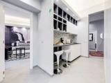 3 Bedrooms Luxury Apartment with city view