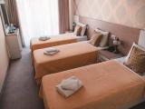 Standard Triple room with balcony