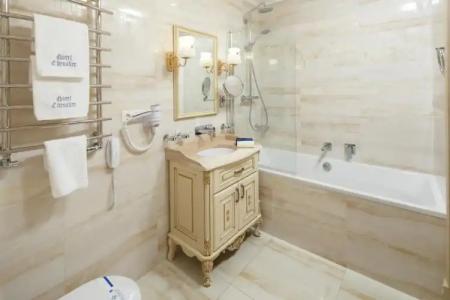 Chevalier & Spa - 64