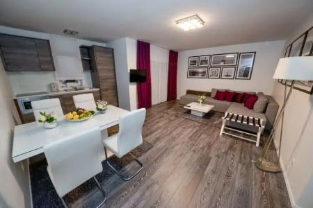 Sunset Apartments - 5