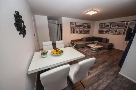 Sunset Apartments - 22