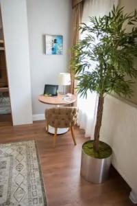 Aroyal Suites - 19