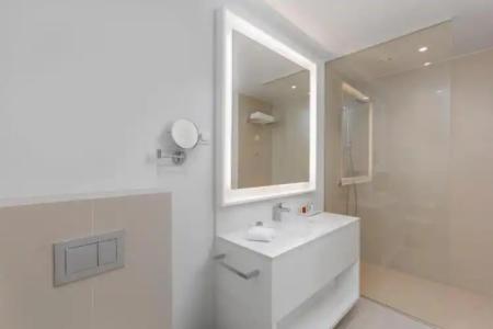 Crowne Plaza PODGORICA by IHG - 68