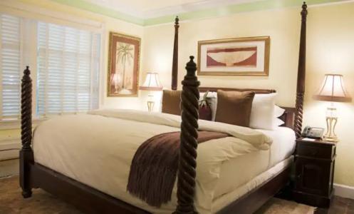 Pineapple Point Guest House - 16