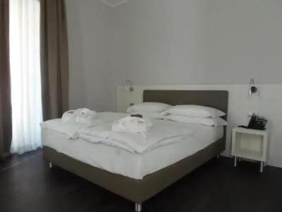 Albergo Dongo - 39