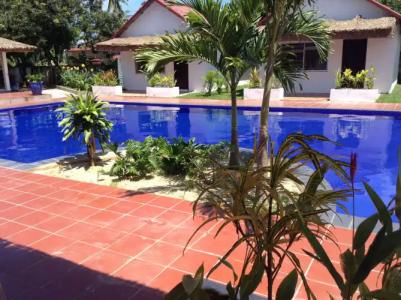 French Garden Resort - 10