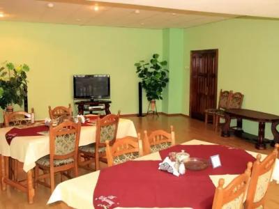 Оздоровчий комплекс "Нафтохімік", санаторій Івушка - 10