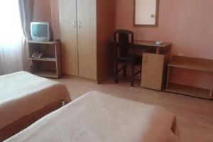 Paradise Hotel, Madzharovo