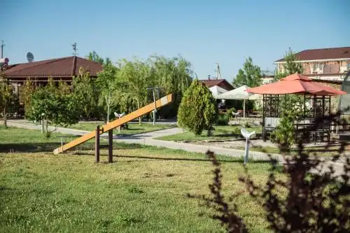 Picnic Park - 11