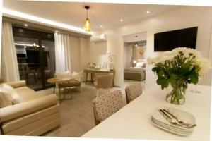 The View Hotel Perdika, Sivota