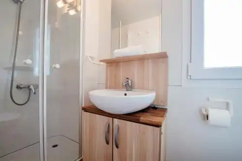 Zaton Holiday Resort Mobile Homes & Glamping Tents - 5