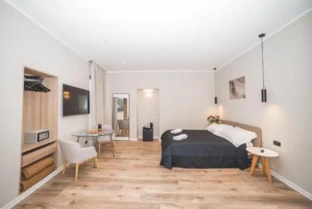 Rome Kings Suite - 128