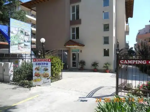 Diana Guest House - 0