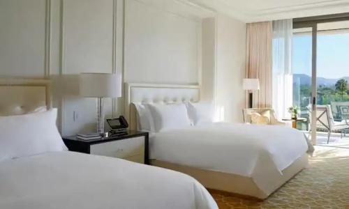 Waldorf Astoria - 48