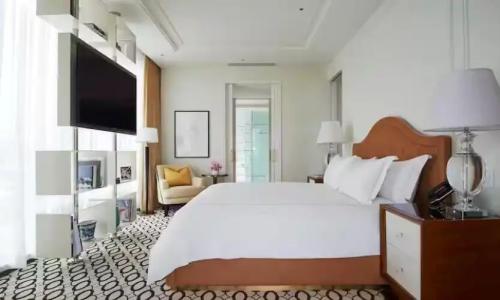 Waldorf Astoria - 72