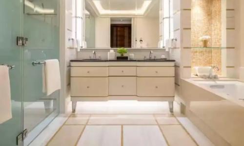 Waldorf Astoria - 57