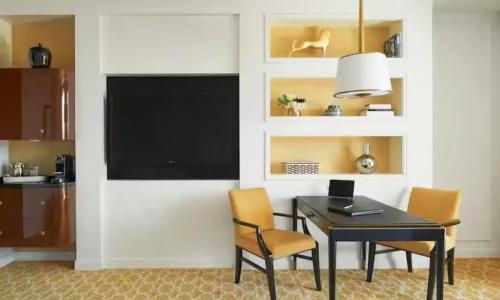 Waldorf Astoria - 60