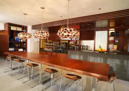 Hilton Grand Vacations Club Hokulani Waikiki - 20