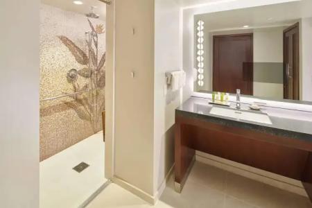 Hilton Grand Vacations Club Hokulani Waikiki - 7