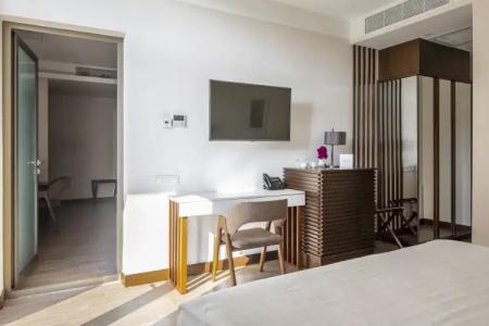 Spektr Boutique - 75