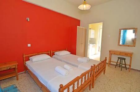 Levante Taverna Studios - 2