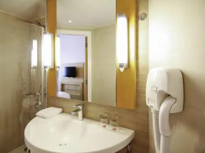 Ibis One Central - 119