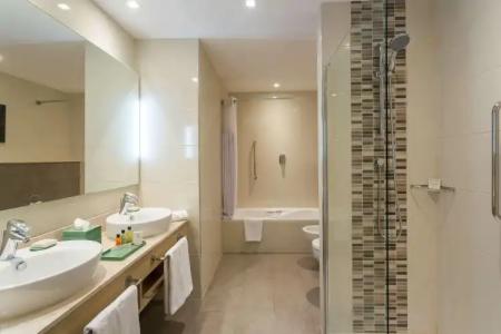 Hilton Garden Inn Tanger City Centre - 8