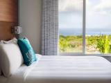 2 Bedrooms Suite with ocean view