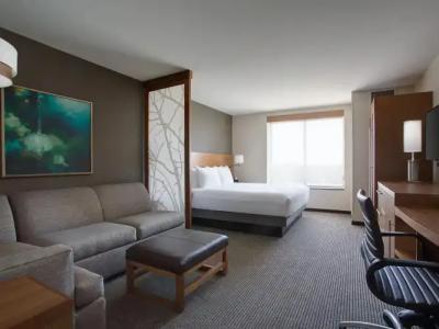 Hyatt Place DFW - 41