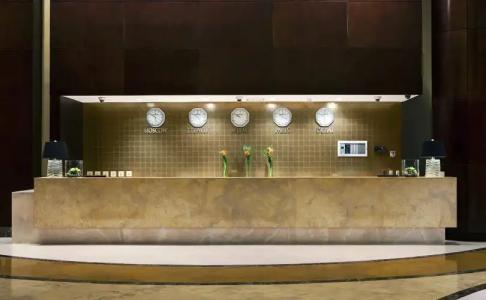 Trump International Beach Resort - - 0