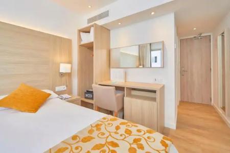 Ilusion Moreyo - Adults Only - 2