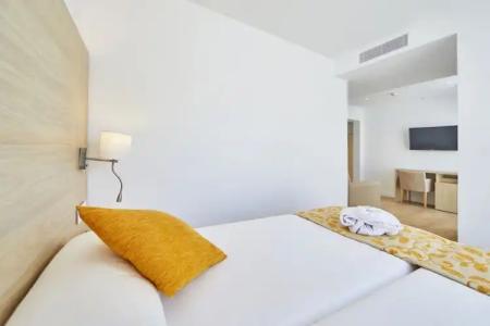 Ilusion Moreyo - Adults Only - 79