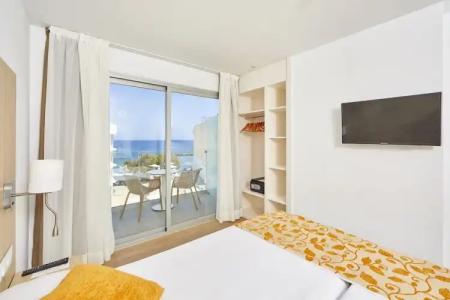 Ilusion Moreyo - Adults Only - 63