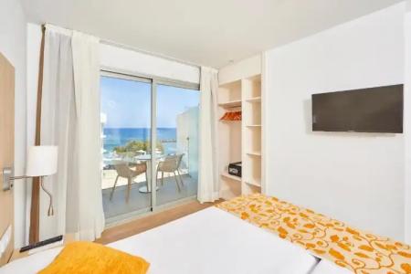 Ilusion Moreyo - Adults Only - 55