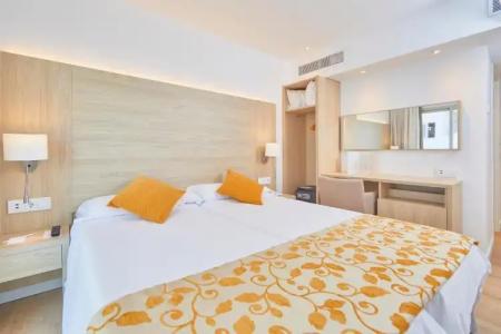 Ilusion Moreyo - Adults Only - 45