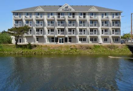 River Inn at Seaside - 5