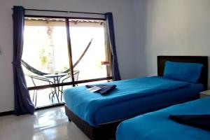 Raven Blue Guest house, Lanta Island