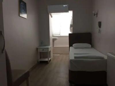 Burhaniye Merkez Otel - 2