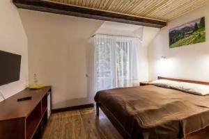 Alpiyskiy, Jablonitza