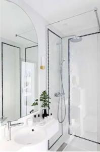 Le Riviera Collection, BW Signature Collection - 68