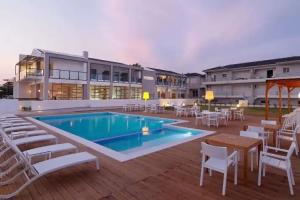 Sesa Boutique Hotel, Kanali