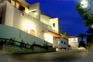 Hotel Baia dei Faraglioni, Mattinata