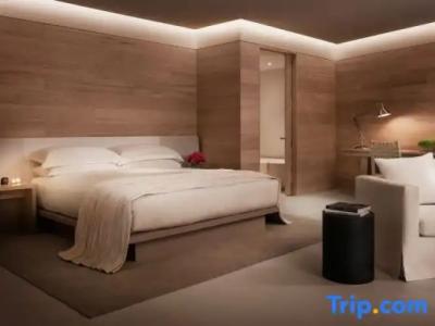 The Miami Beach EDITION - 66