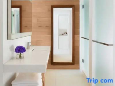 The Miami Beach EDITION - 72