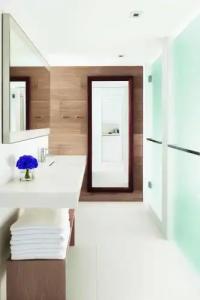 The Miami Beach EDITION - 64