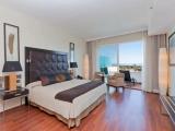 Deluxe Duplex Penthouse Suite
