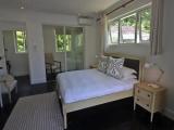 2 Bedrooms Villa